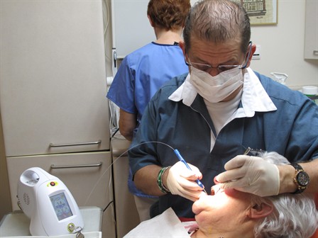 Traitement des parodontites par les médecines alternatives complémentaires